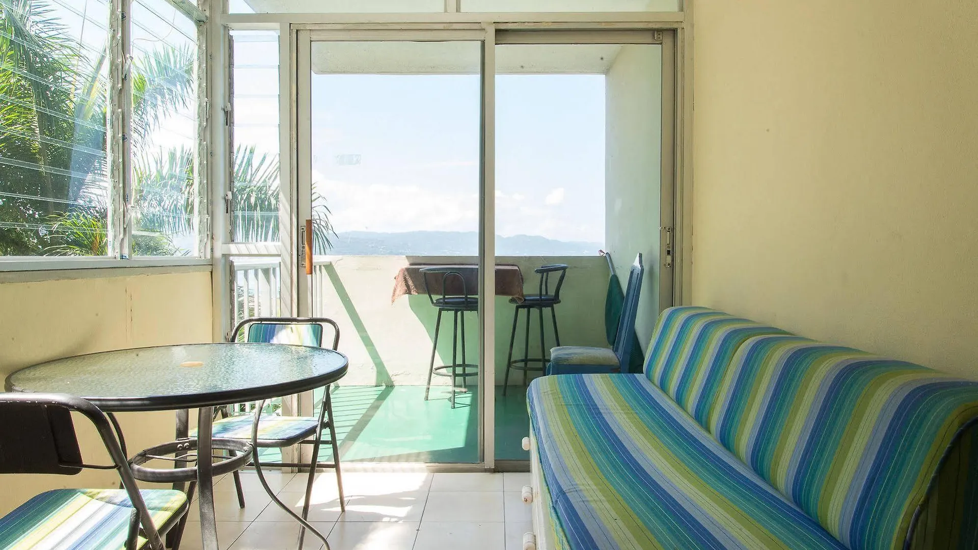 Moonlight Beach Studio At Montego Bay Club Resort